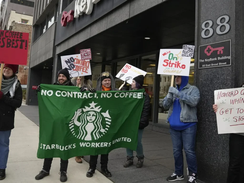 Starbucks Workers Strike 4